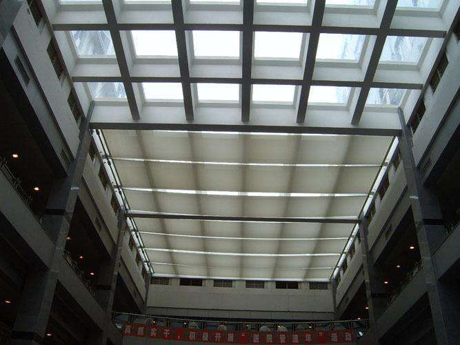 Laminated fire resistant grade E glass borosilicate glass 4.0 skylights prevent fire spread out commerical constructions